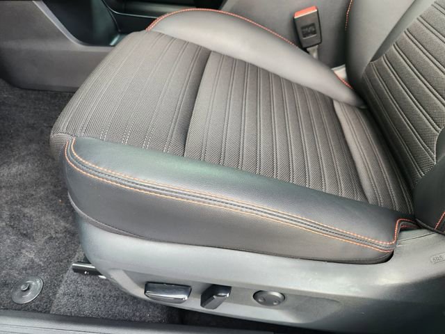 Certified 2025 Nissan Rogue SV AWD/4WD image 20