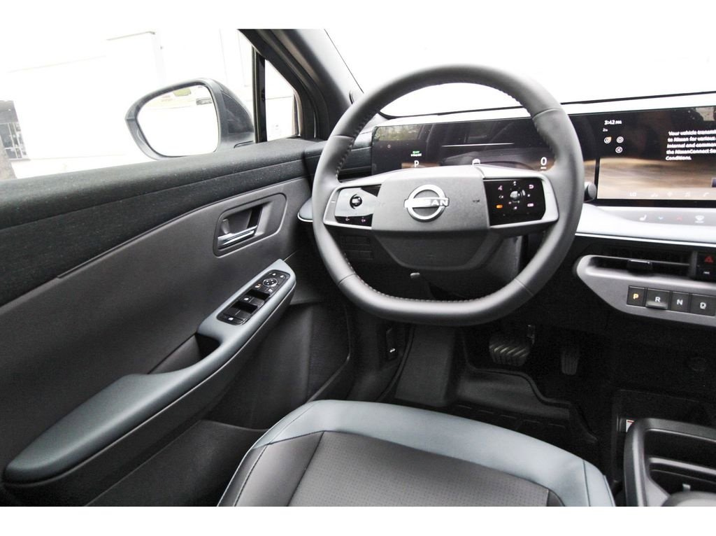 New 2026 Nissan Leaf SV+ w/ Floor Mat Package (SV+) FWD image 8