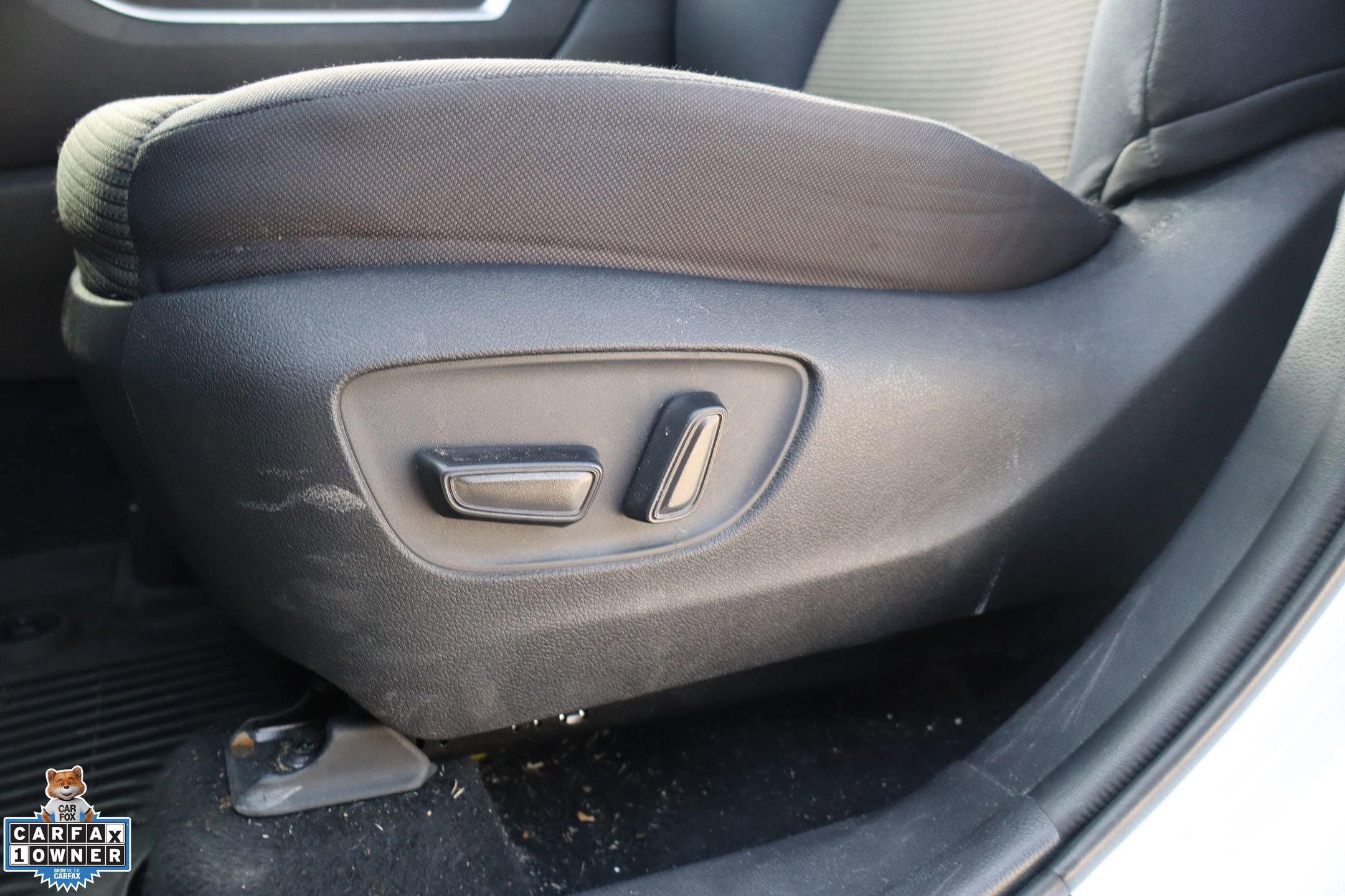Used 2022 Toyota Highlander L FWD image 14