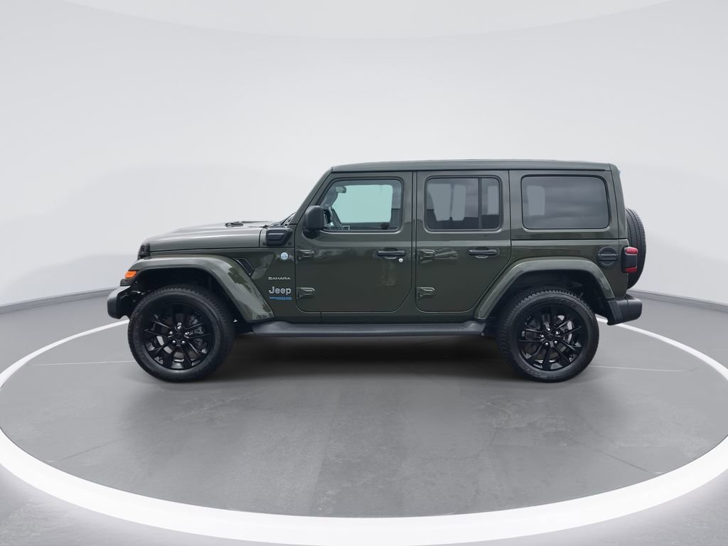 Used 2022 Jeep Wrangler Unlimited Sahara w/ Cold Weather Group AWD/4WD image 5