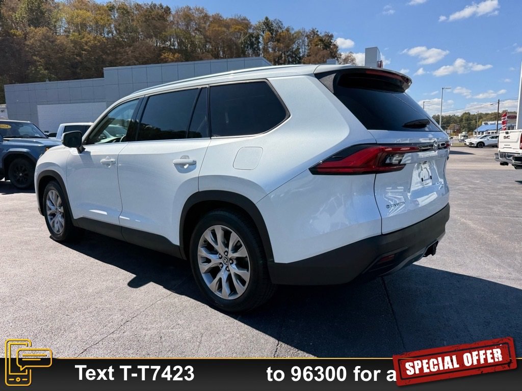 Used 2024 Toyota Grand Highlander Limited image 8