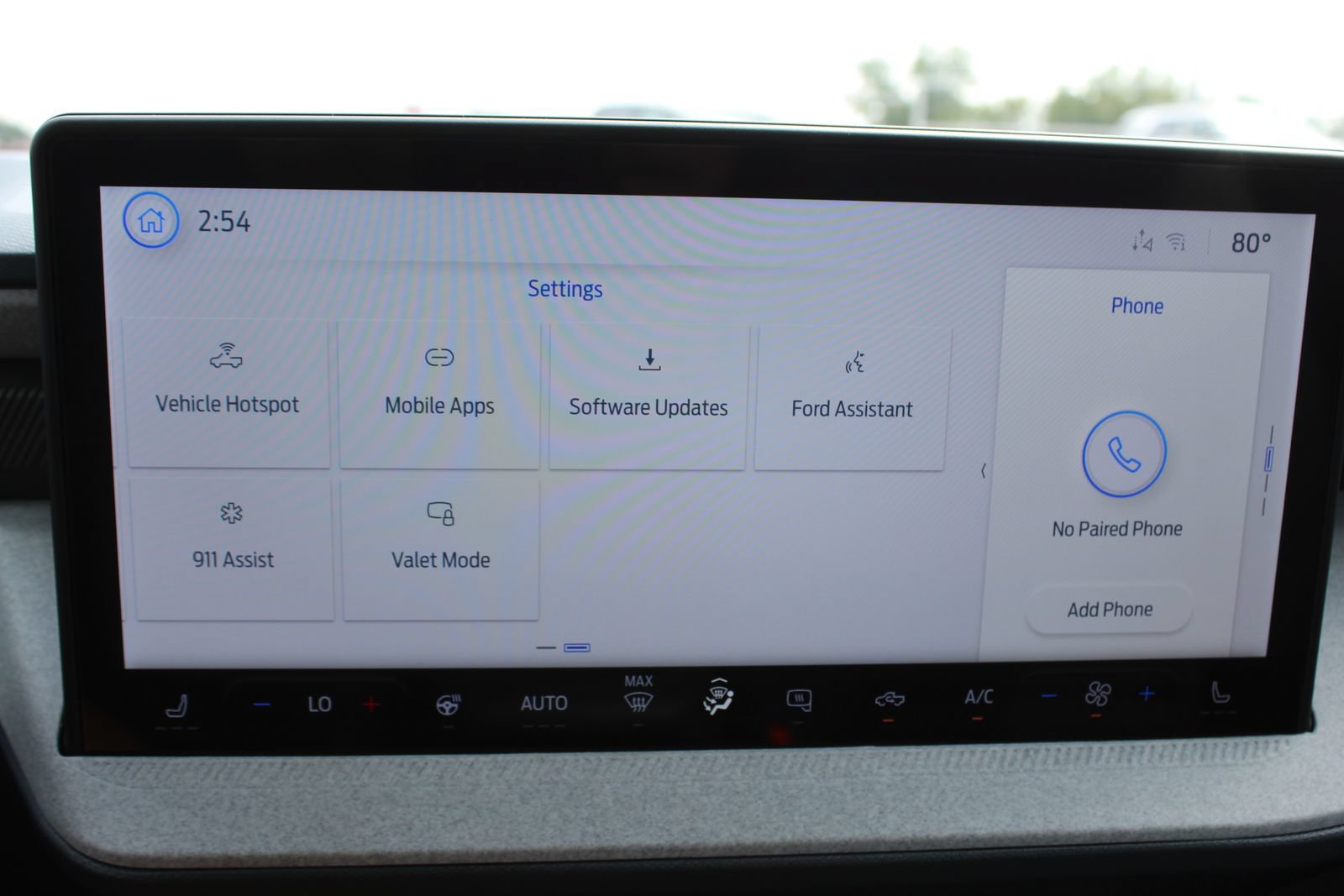 New 2025 Ford Maverick XLT w/ XLT Luxury Package FWD image 29