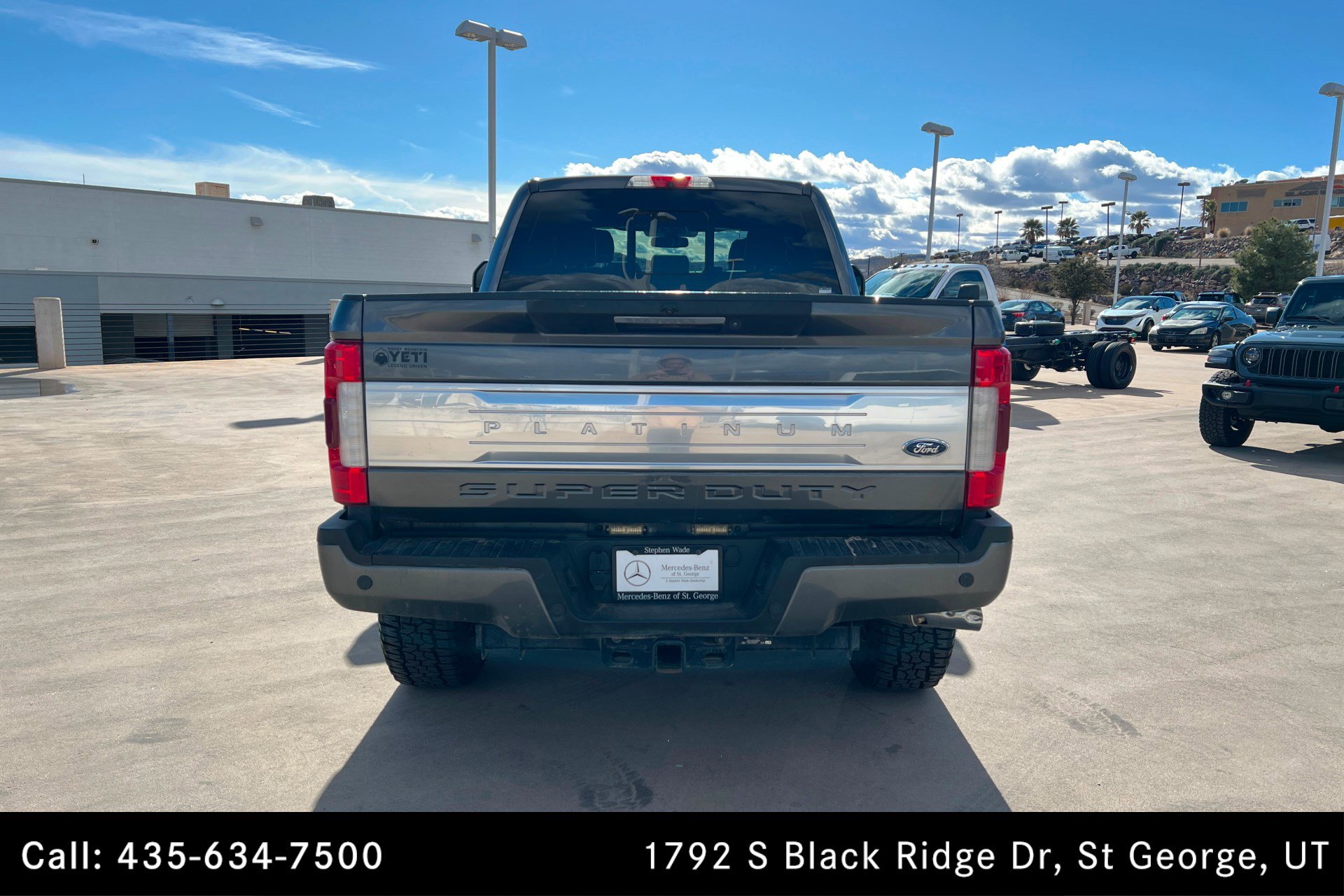 Used 2017 Ford F350 Platinum w/ Platinum Ultimate Package image 4