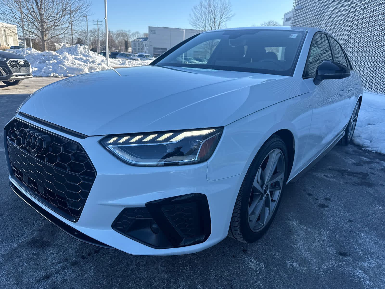 Used 2023 Audi A4 2.0T Premium Plus w/ Premium Plus Package image 4