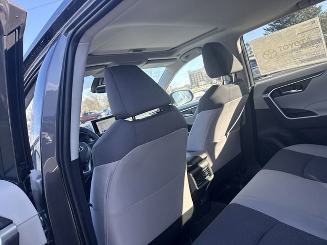 New 2025 Toyota RAV4 XLE image 19