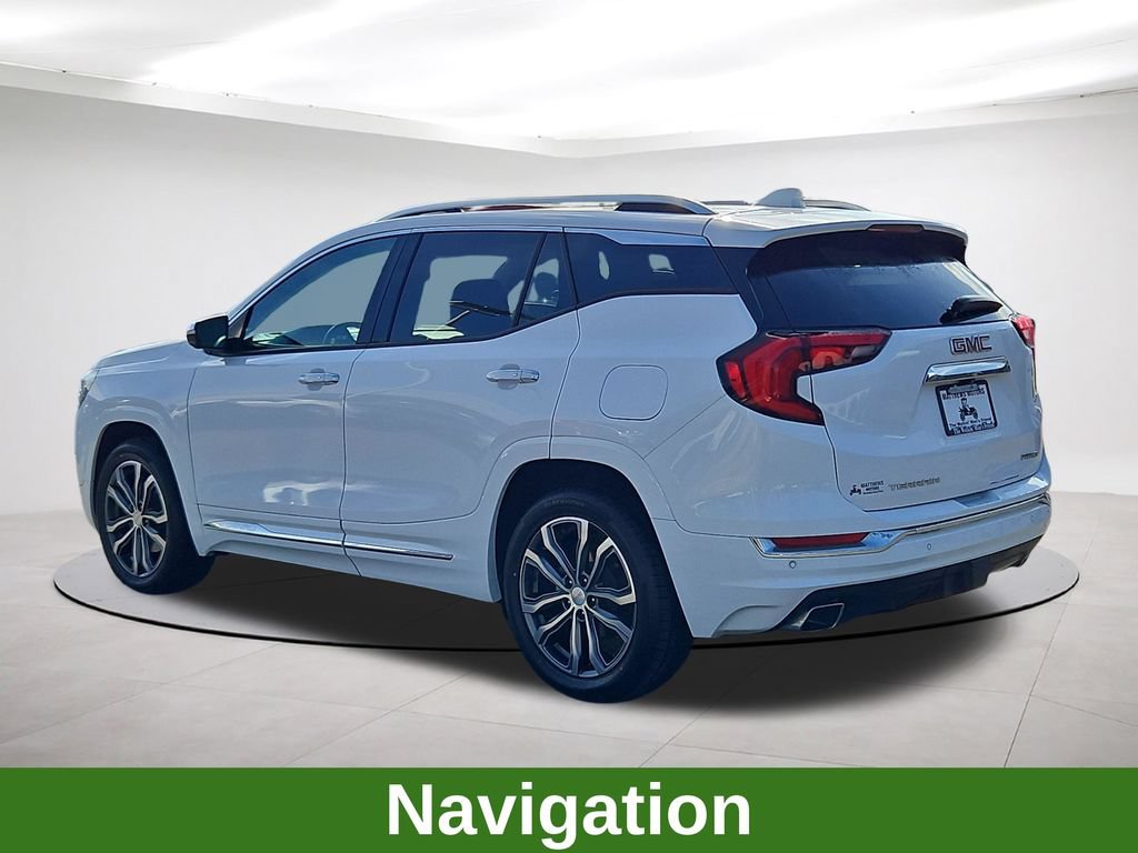Used 2020 GMC Terrain Denali w/ Denali Premium Package AWD/4WD image 5