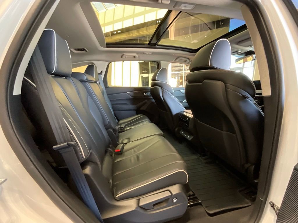 Certified 2023 Acura MDX SH-AWD w/ Advance Package image 23