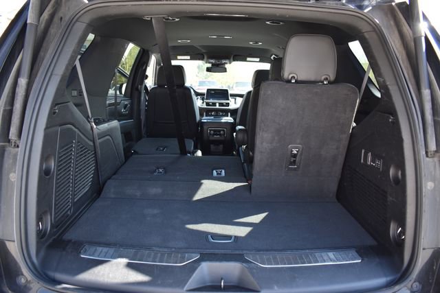 Used 2024 Chevrolet Tahoe Premier AWD/4WD image 23