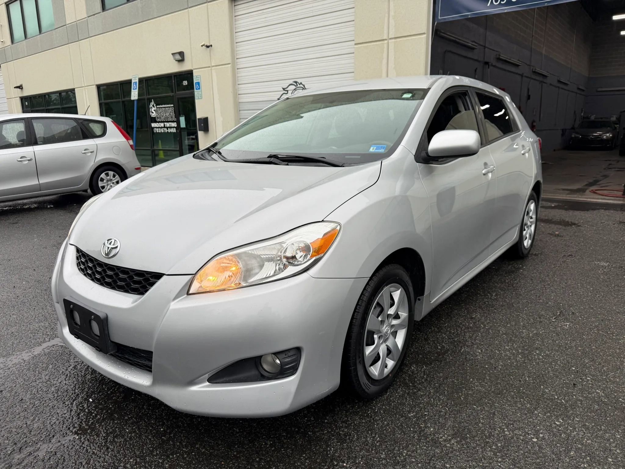 Used 2013 Toyota Matrix S FWD image 5