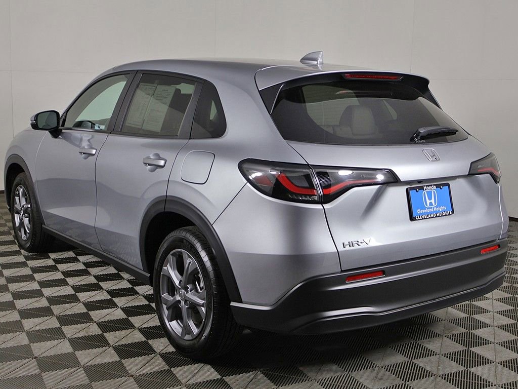 Certified 2026 Honda HR-V LX image 6