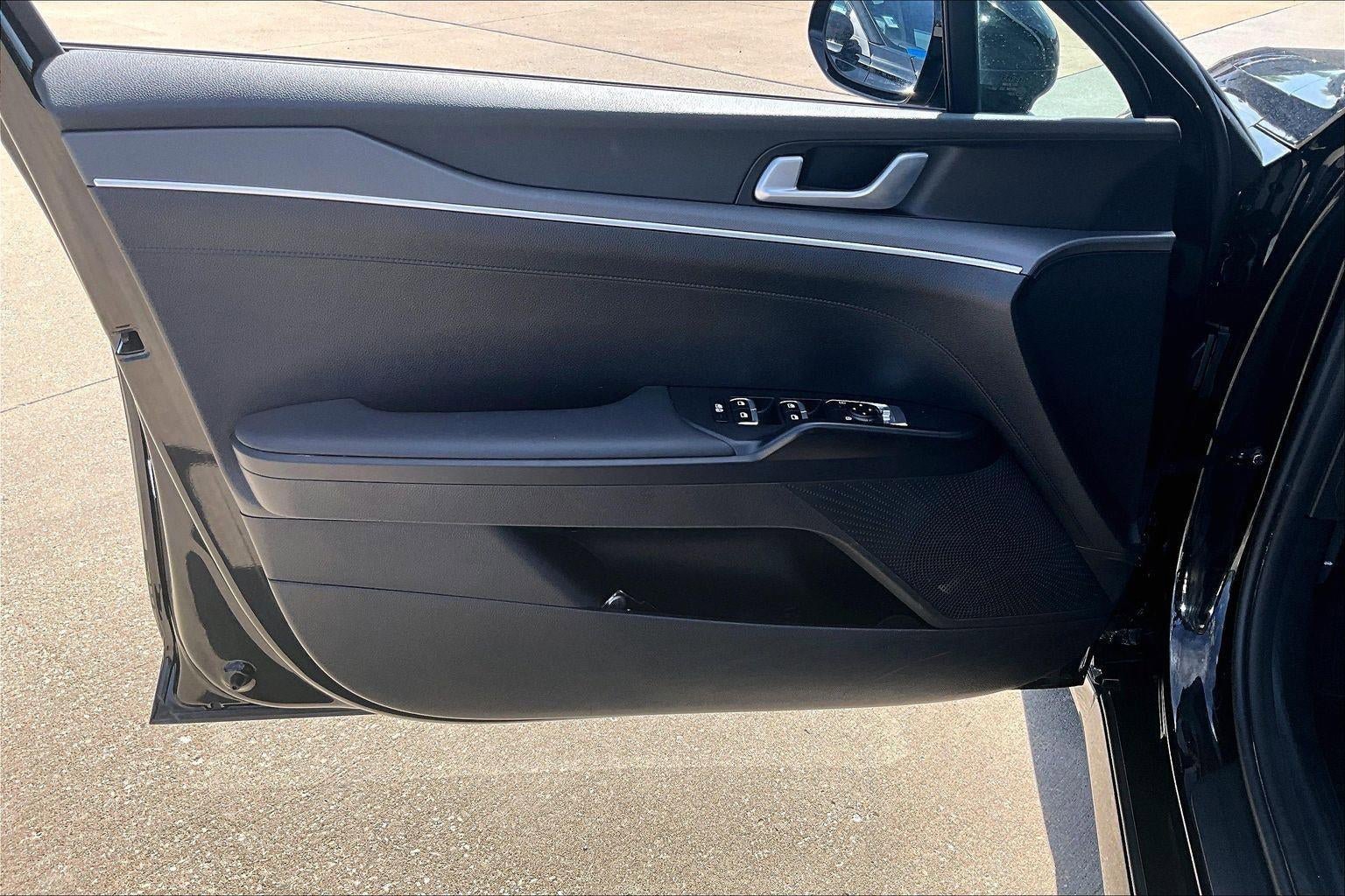 Used 2025 Kia K5 LXS FWD image 20
