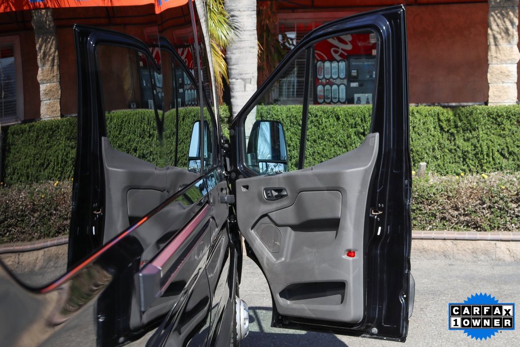 Used 2021 Ford Transit 350 XLT image 32