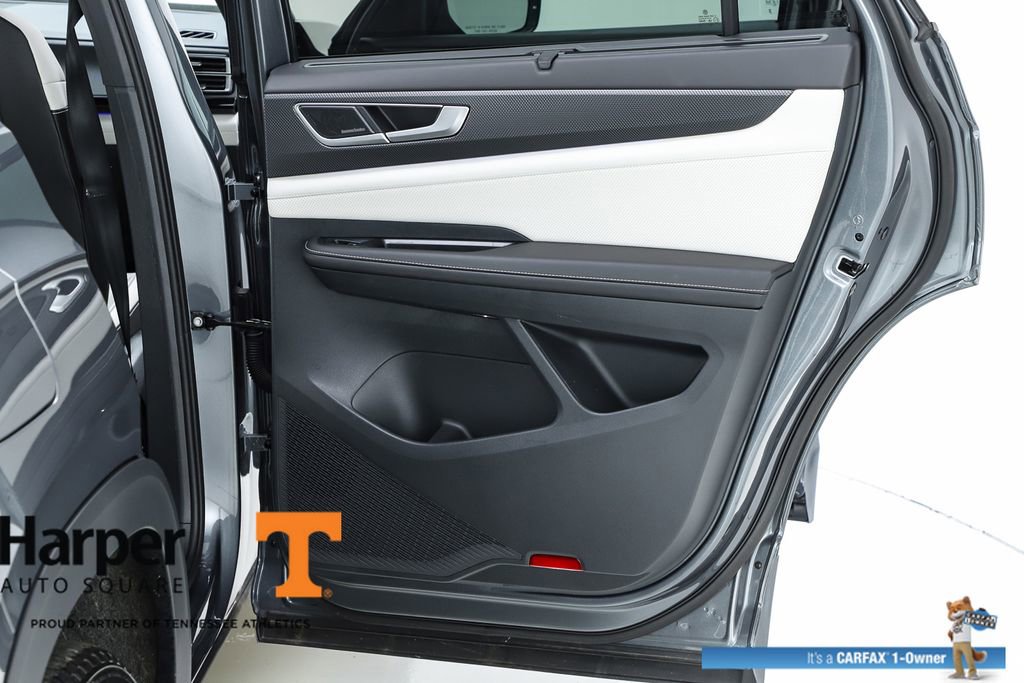 Used 2025 Volkswagen Atlas Cross Sport SEL Premium R-Line image 70