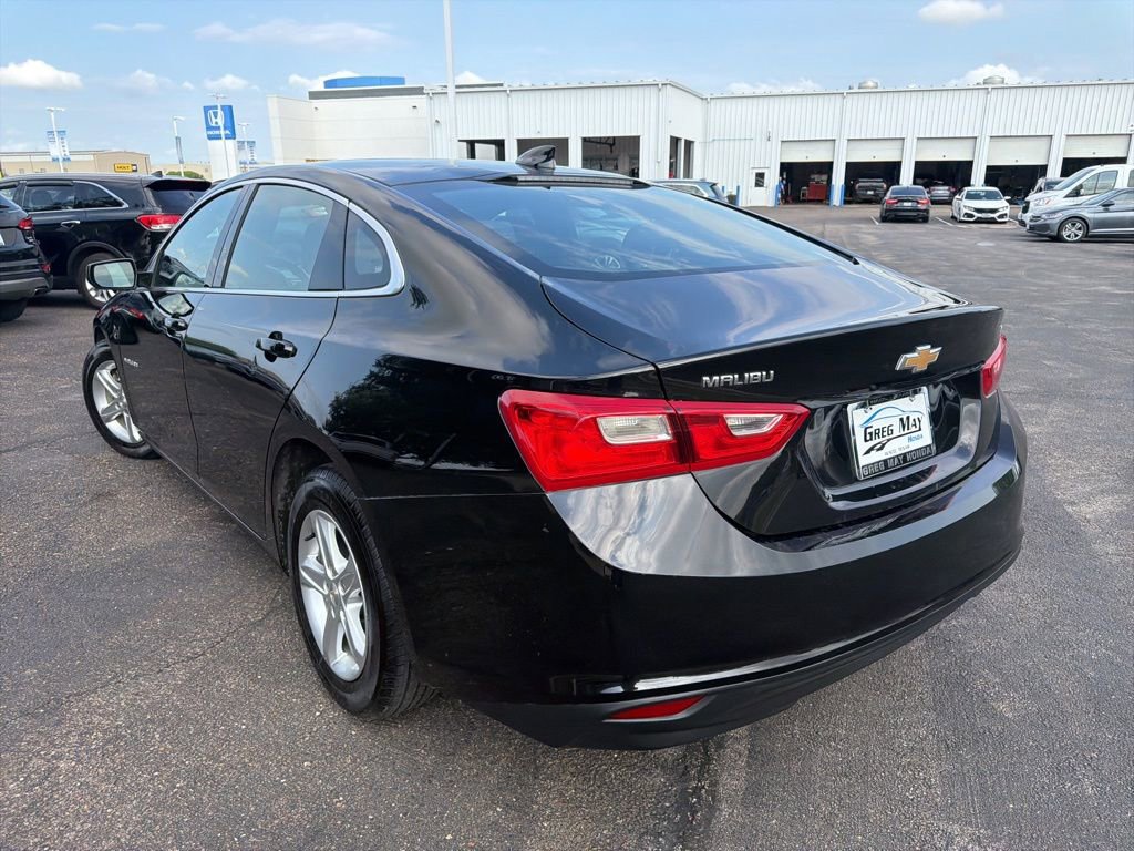 Used 2023 Chevrolet Malibu LT image 4