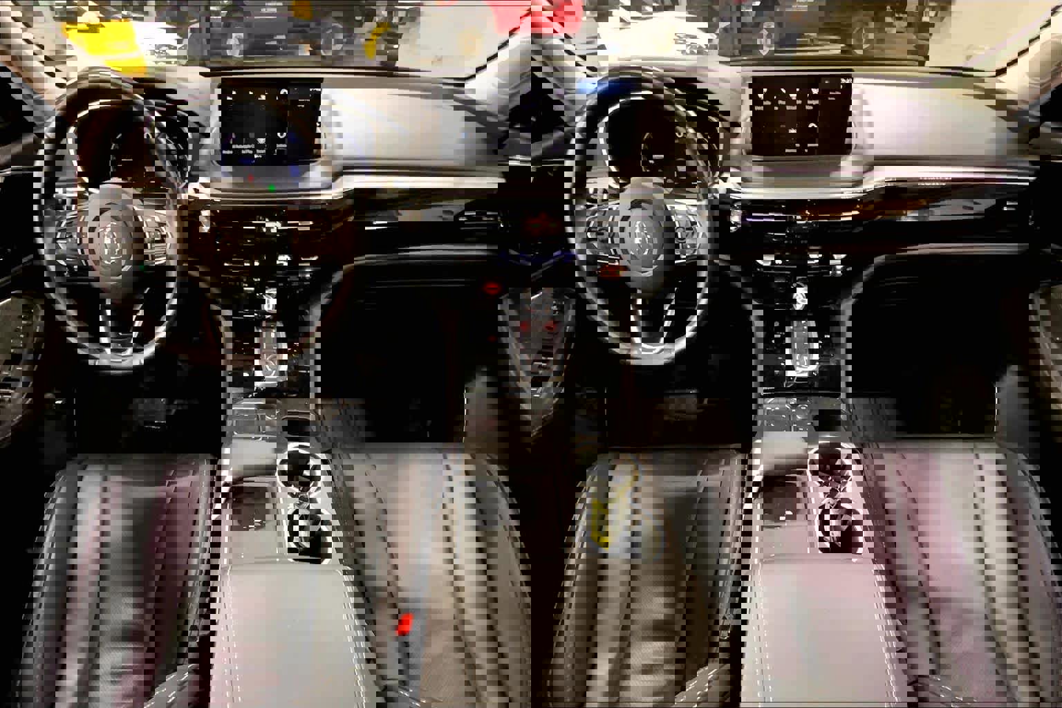 Used 2023 Acura MDX SH-AWD w/ Technology Package image 16