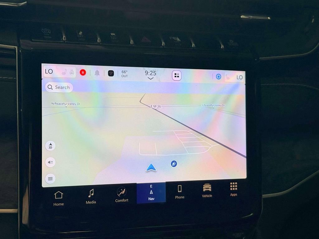 Used 2023 Jeep Grand Cherokee 4WD 4xe image 21