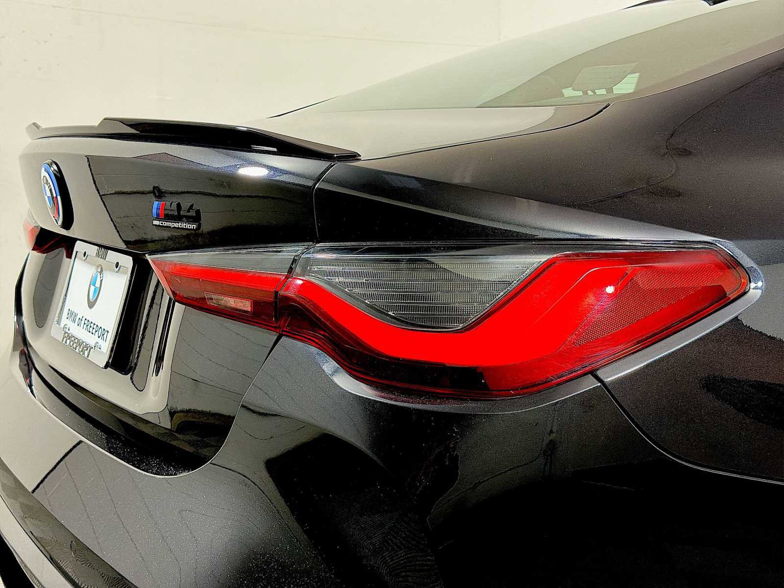 Used 2023 BMW M4 Competition w/ Executive Package image 27