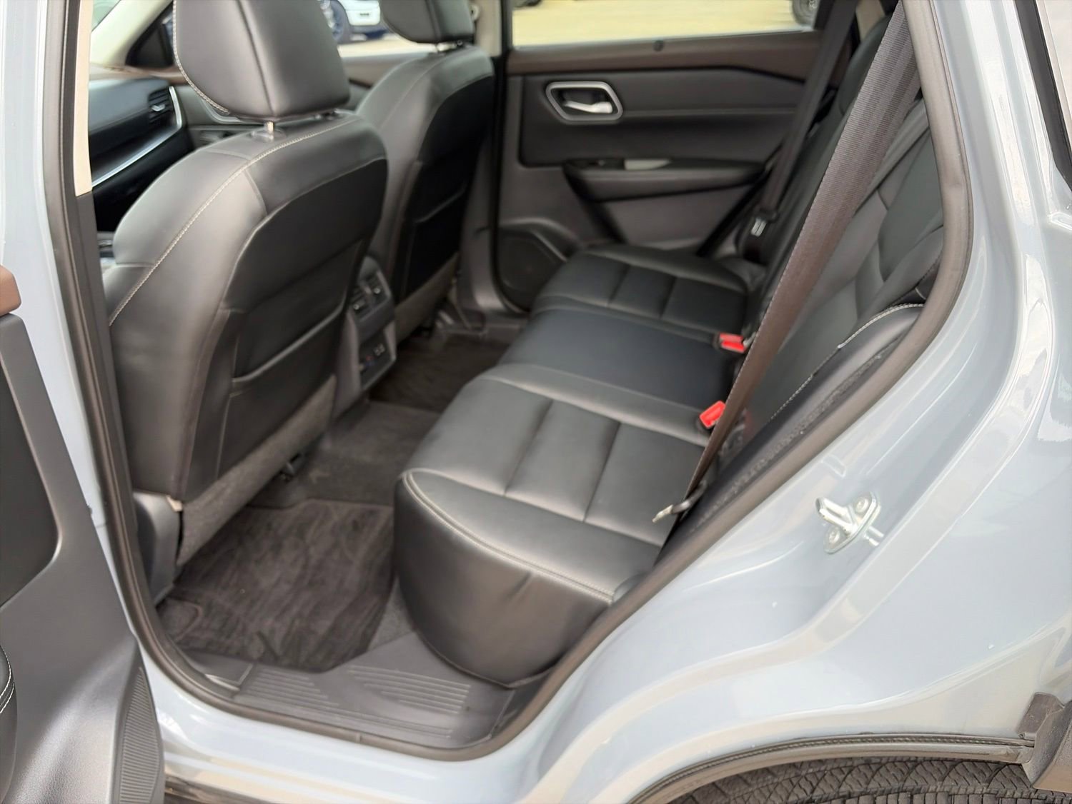 Used 2021 Nissan Rogue SL FWD image 19