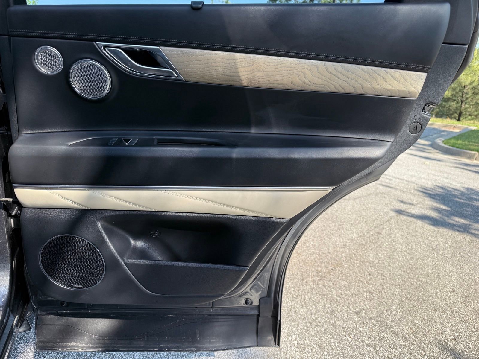 Used 2022 Genesis GV80 2.5T w/ Prestige Package 04 image 46