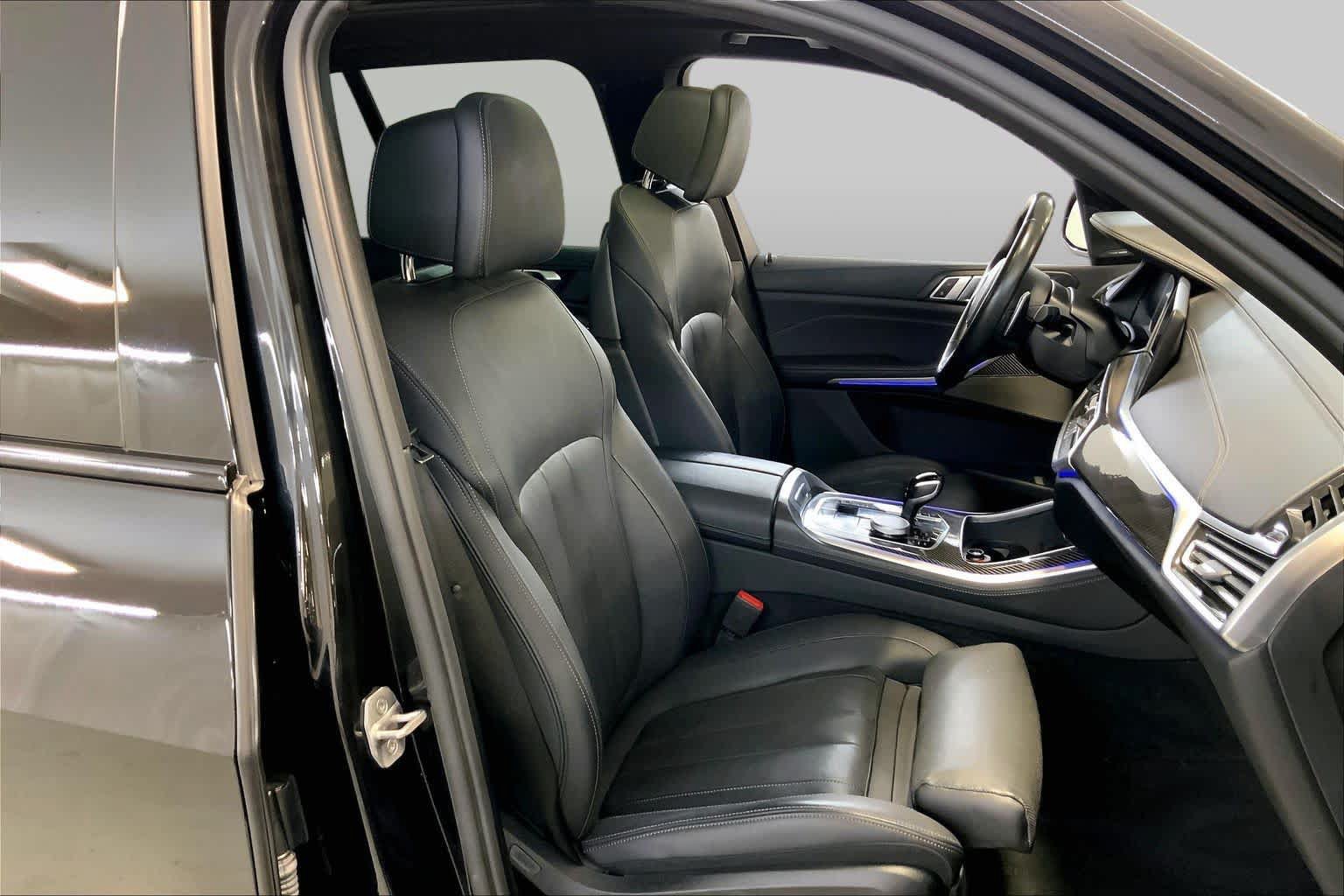 Used 2022 BMW X5 M50i w/ Premium Package AWD/4WD image 8