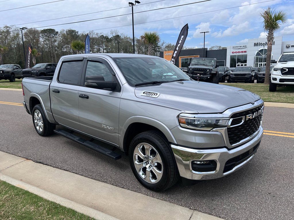 Certified 2025 RAM 1500 Big Horn AWD/4WD image 4