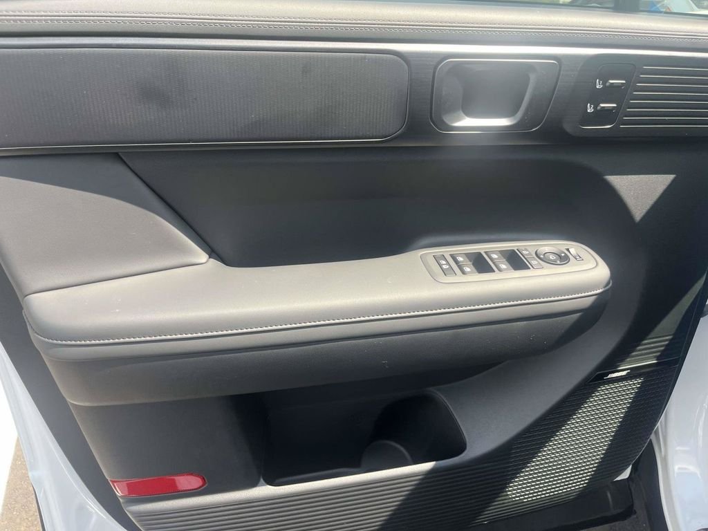 New 2026 Hyundai Santa Fe Calligraphy FWD image 12