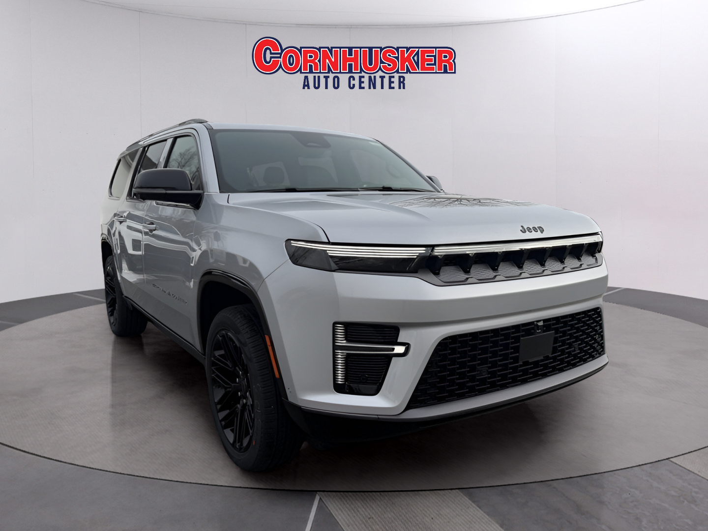 New 2026 Jeep Grand Wagoneer L Limited AWD/4WD image 1