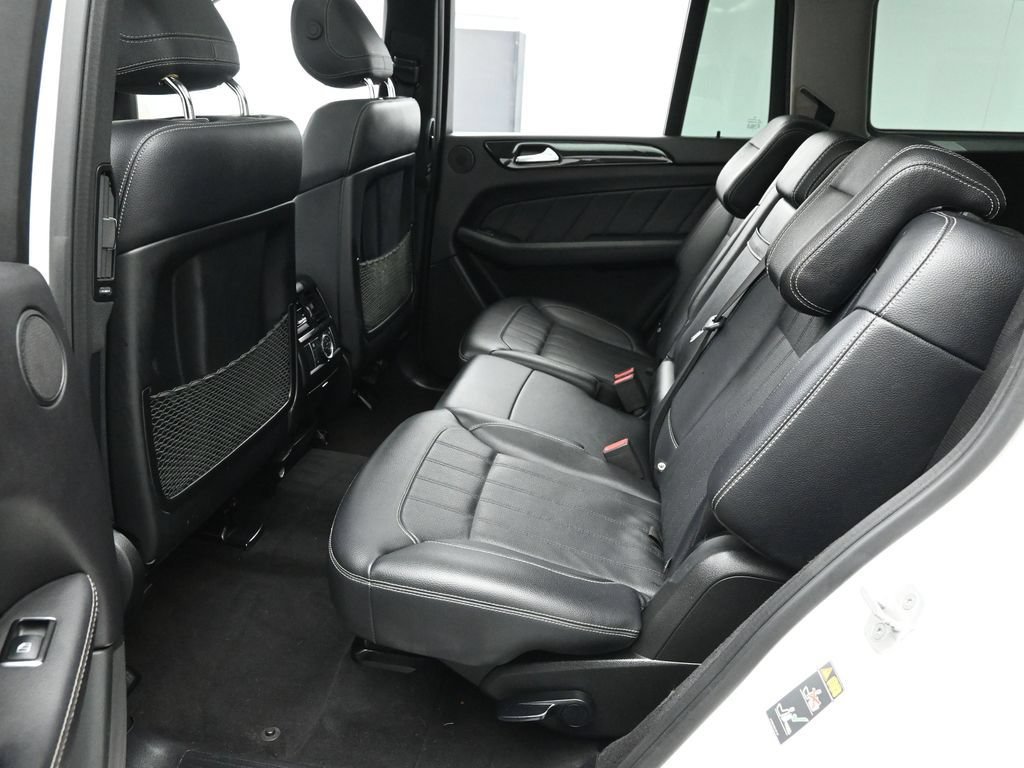 Used 2016 Mercedes-Benz GL 450 4MATIC w/ Premium I Package image 18