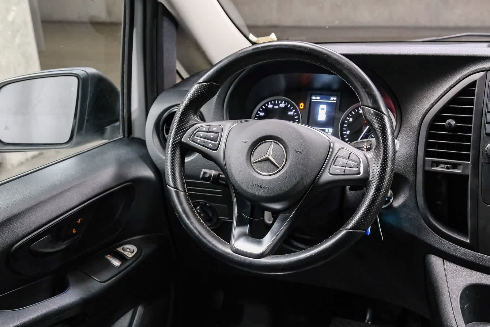 Used 2021 Mercedes-Benz Metris image 19
