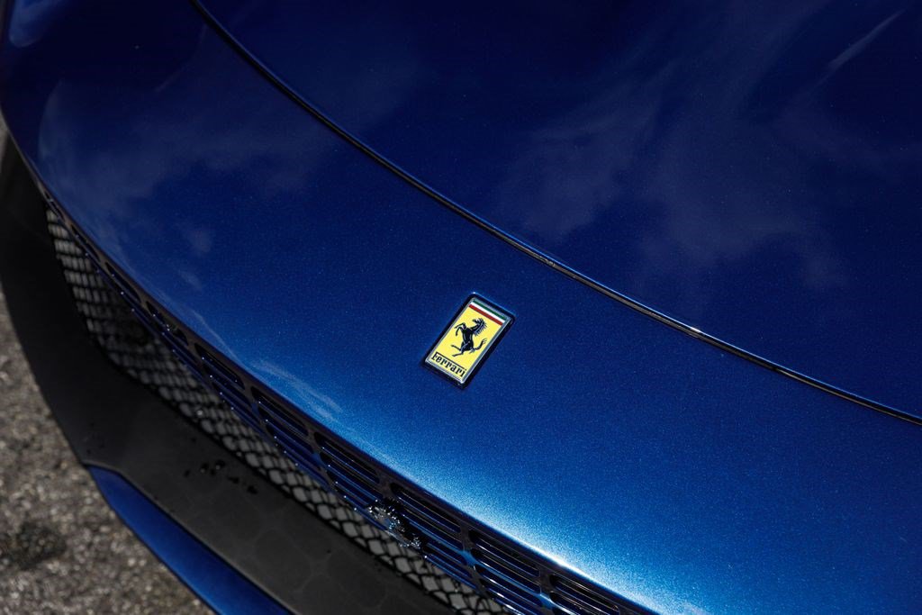 Used 2023 Ferrari Roma RWD image 41