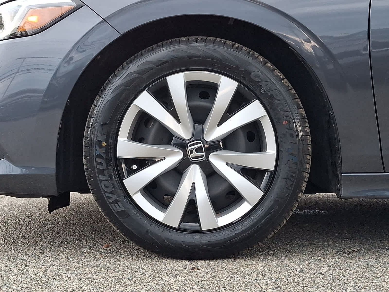 Used 2023 Honda Civic LX image 9