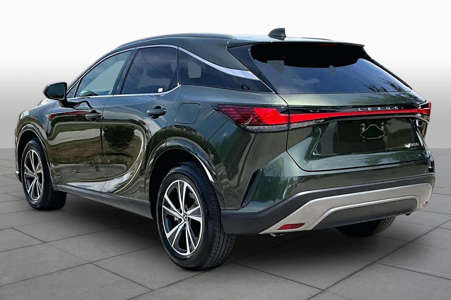 Used 2025 Lexus RX 350 Premium w/ Accessory Package (Z1) FWD image 12