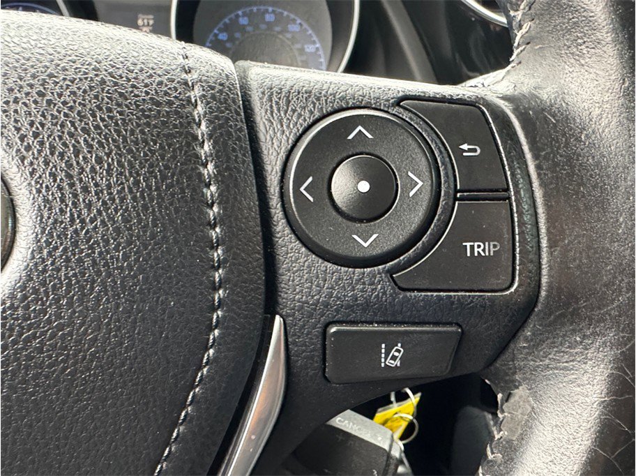Used 2017 Toyota Corolla iM FWD image 14