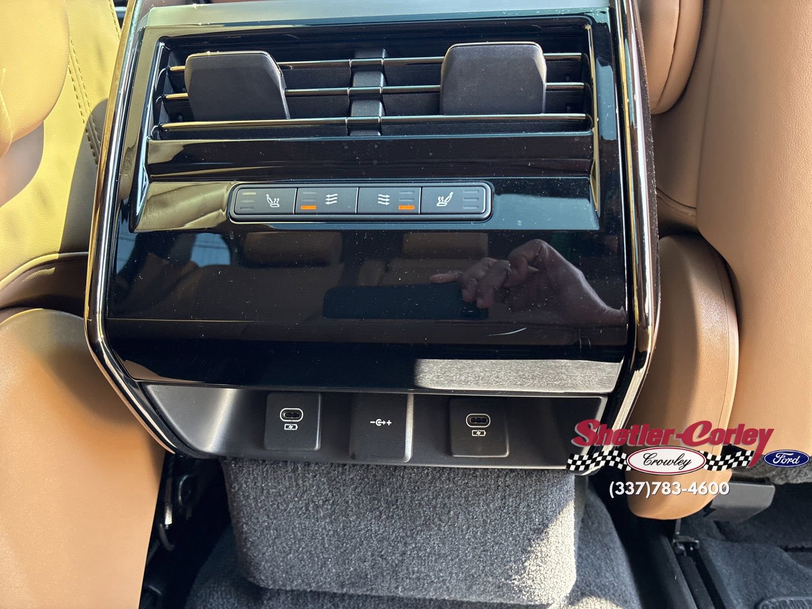 Used 2023 Land Rover Range Rover Sport SE image 21