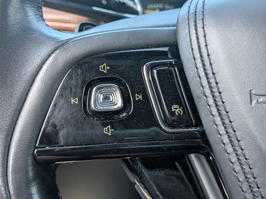 Used 2022 Lincoln Aviator Grand Touring w/ Equipment Group 301A image 25