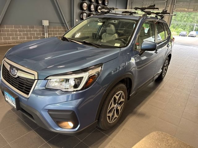 Used 2021 Subaru Forester Premium AWD/4WD image 13