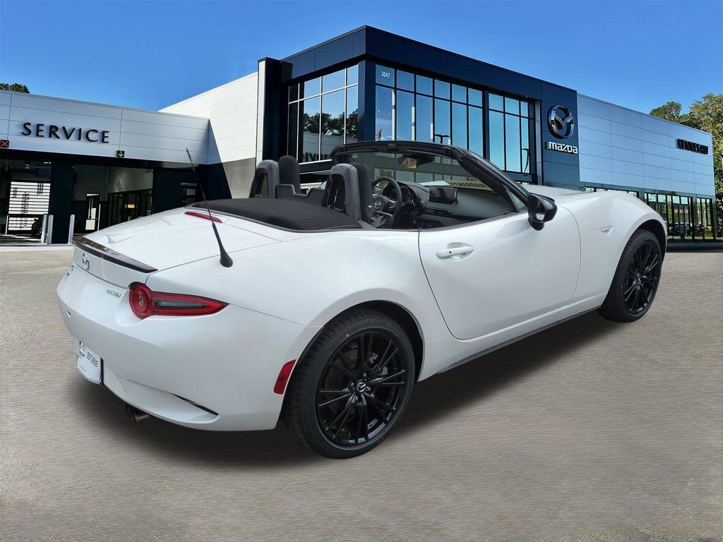 New 2026 MAZDA MX-5 Miata Club w/ Interior Package RWD image 4