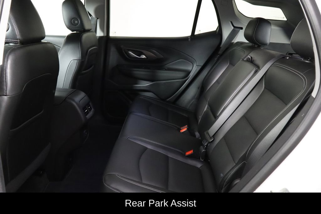 Used 2023 GMC Terrain SLT w/ Elevation Edition image 8