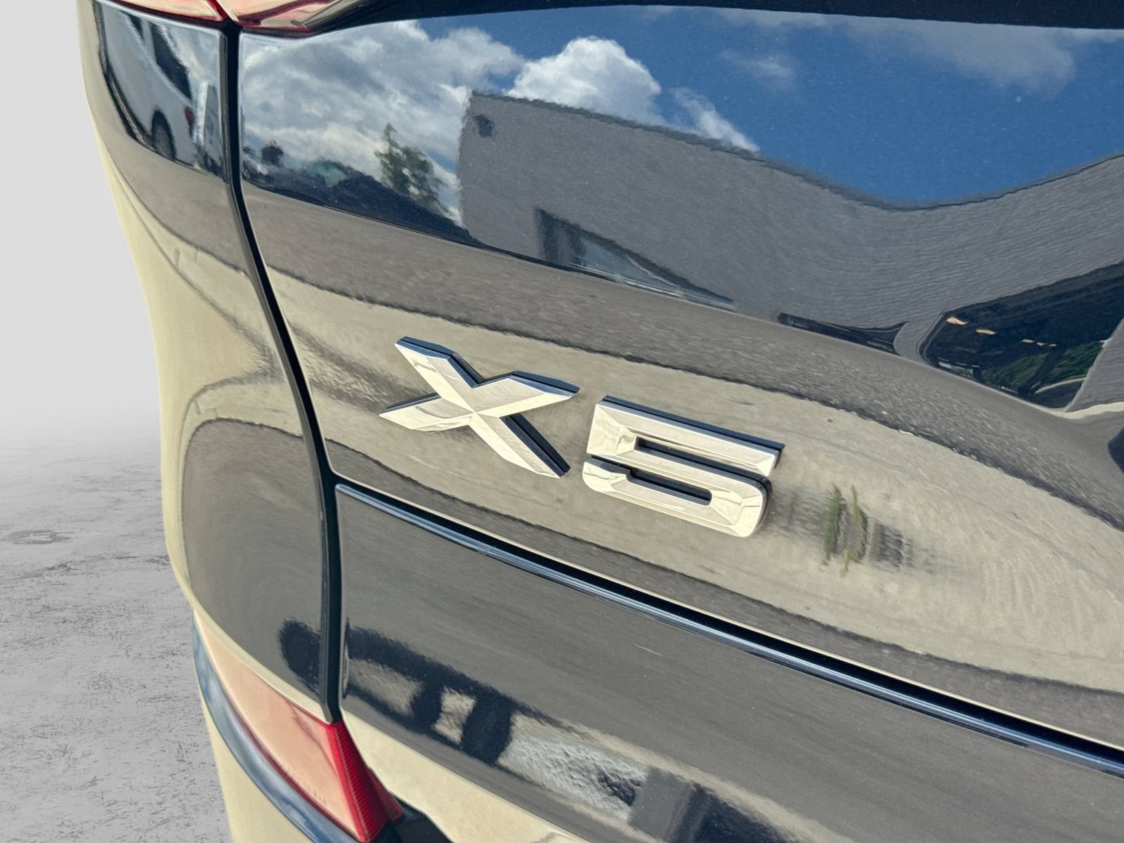 Used 2021 BMW X5 xDrive40i AWD/4WD image 16