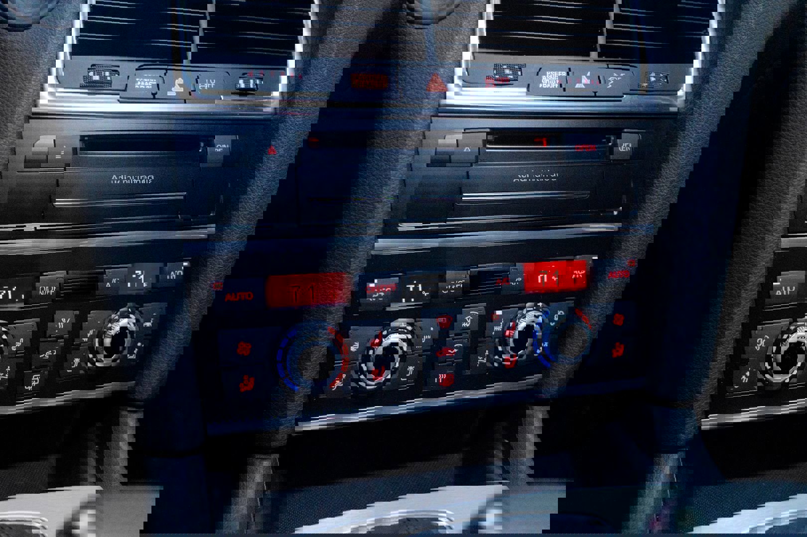 Used 2014 Audi Q7 3.0T S line Prestige w/ Technology Package image 52