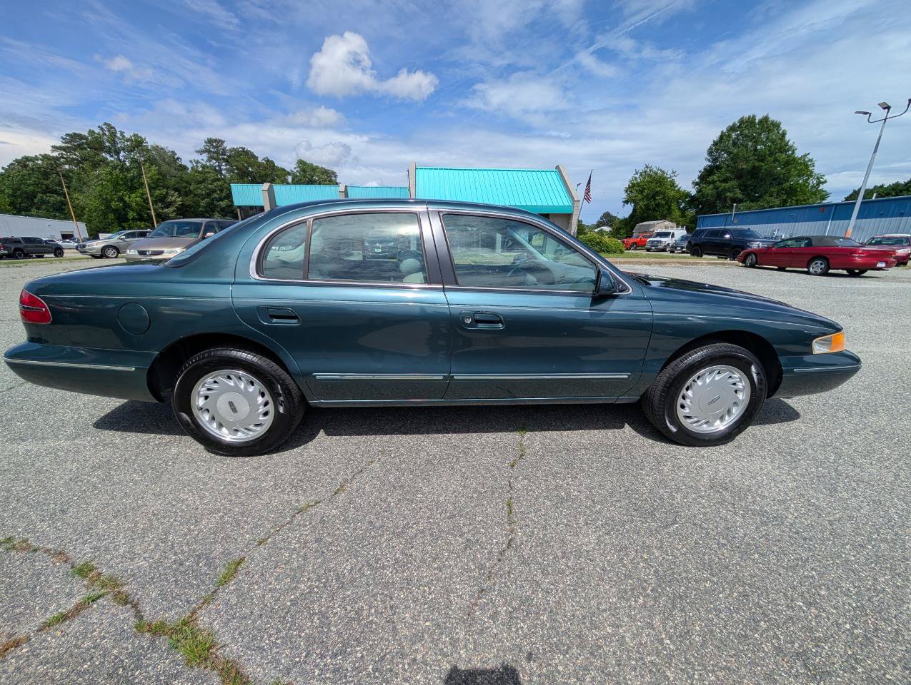 Used 1995 Lincoln Continental FWD image 8