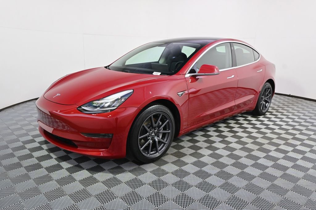 Used 2019 Tesla Model 3 Standard Range Plus image 2