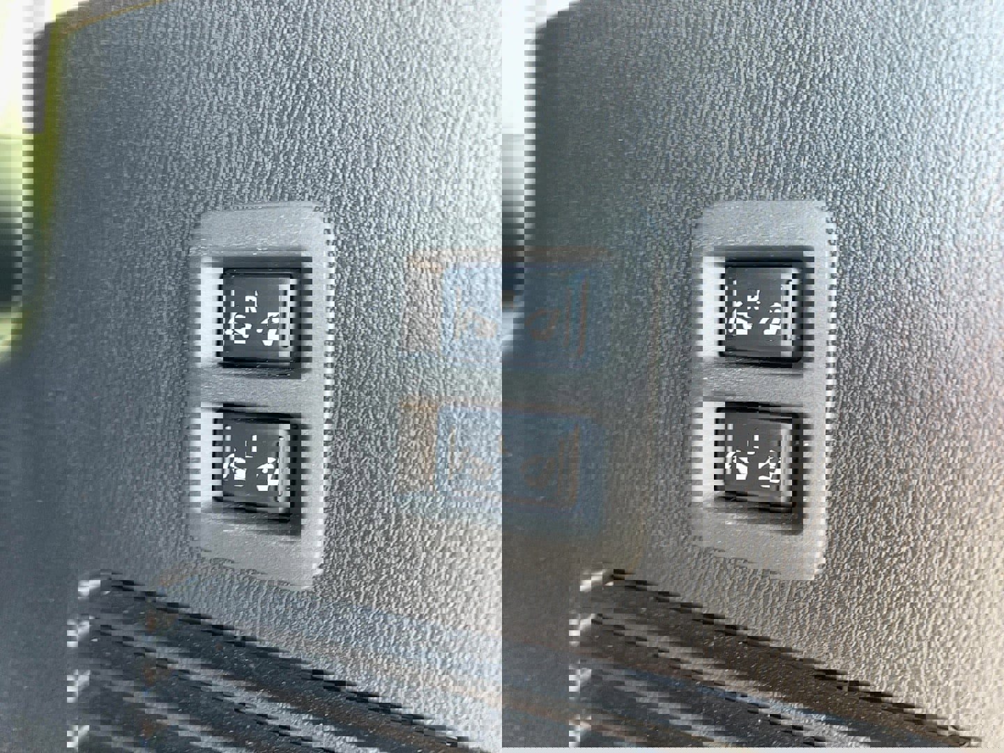 Used 2022 INFINITI QX80 Luxe w/ All-Season Package image 31