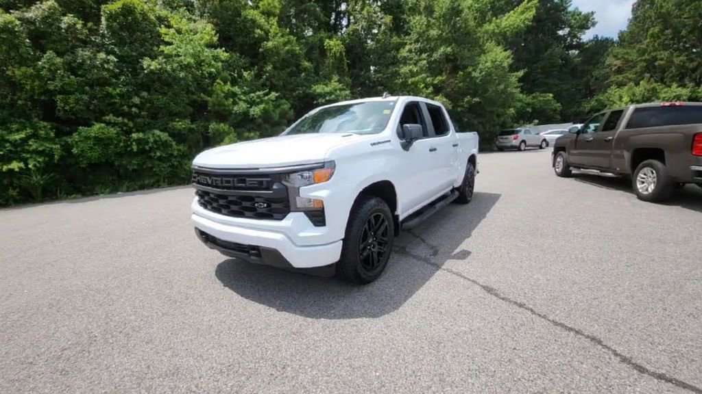 Certified 2025 Chevrolet Silverado 1500 Custom w/ Turbomax Blackout Package image 9
