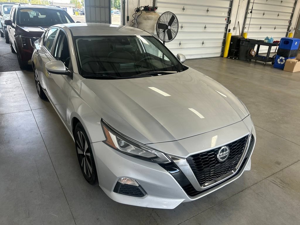 Used 2021 Nissan Altima 2.5 SV