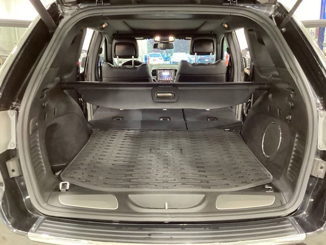 Used 2014 Jeep Grand Cherokee Overland w/ Mopar Chrome Edition Group AWD/4WD image 16
