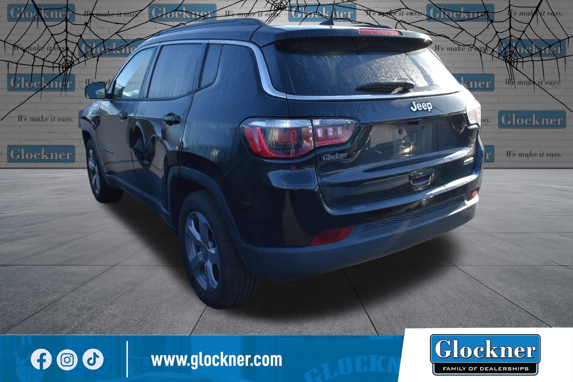 Used 2018 Jeep Compass Latitude w/ Popular Equipment Group FWD image 7