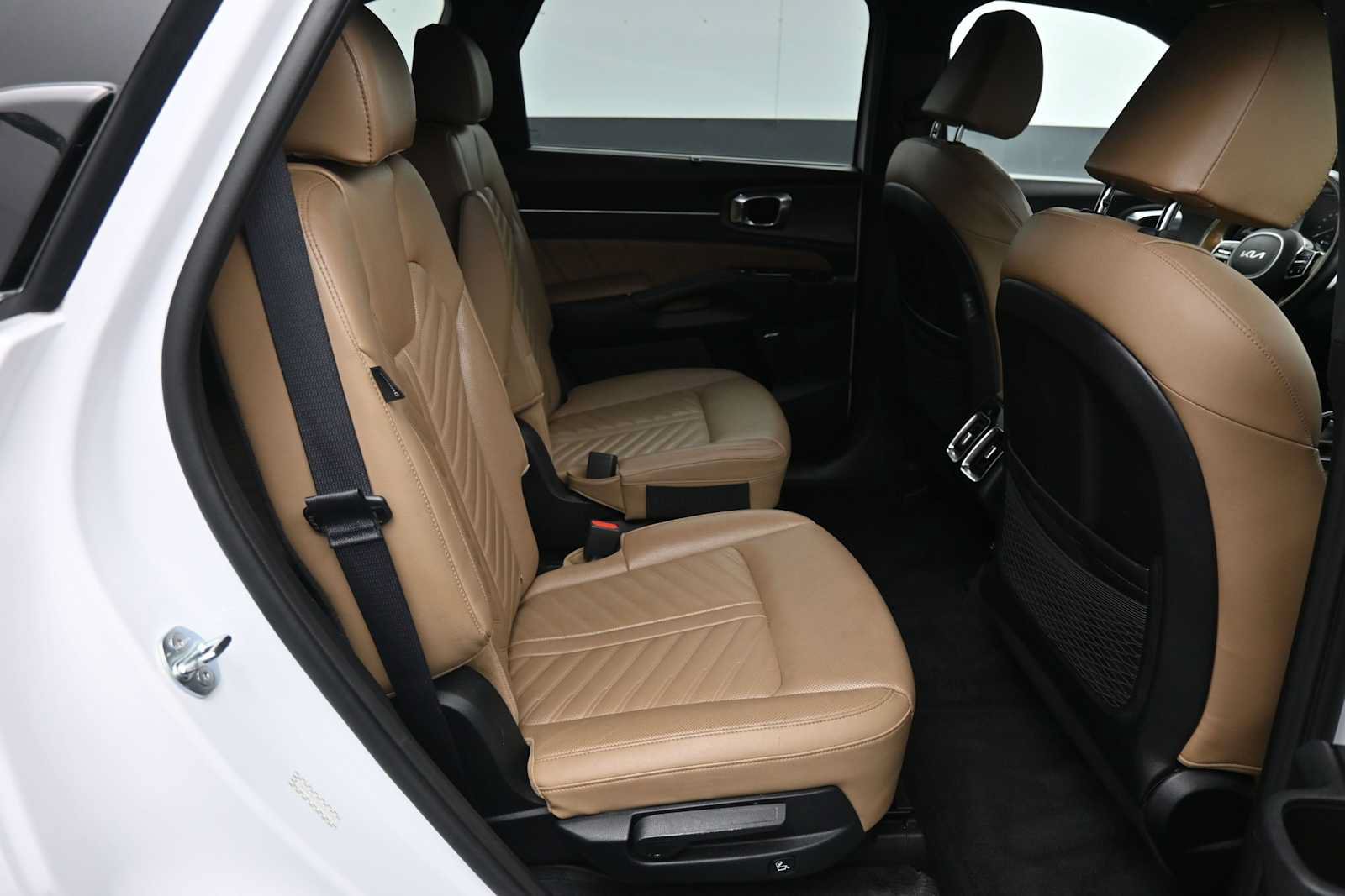 Certified 2024 Kia Sorento SX Prestige w/ Olive Brown Leather Package AWD/4WD image 25
