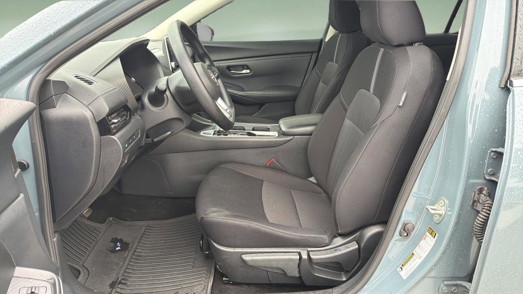 Certified 2024 Nissan Sentra SV FWD image 17