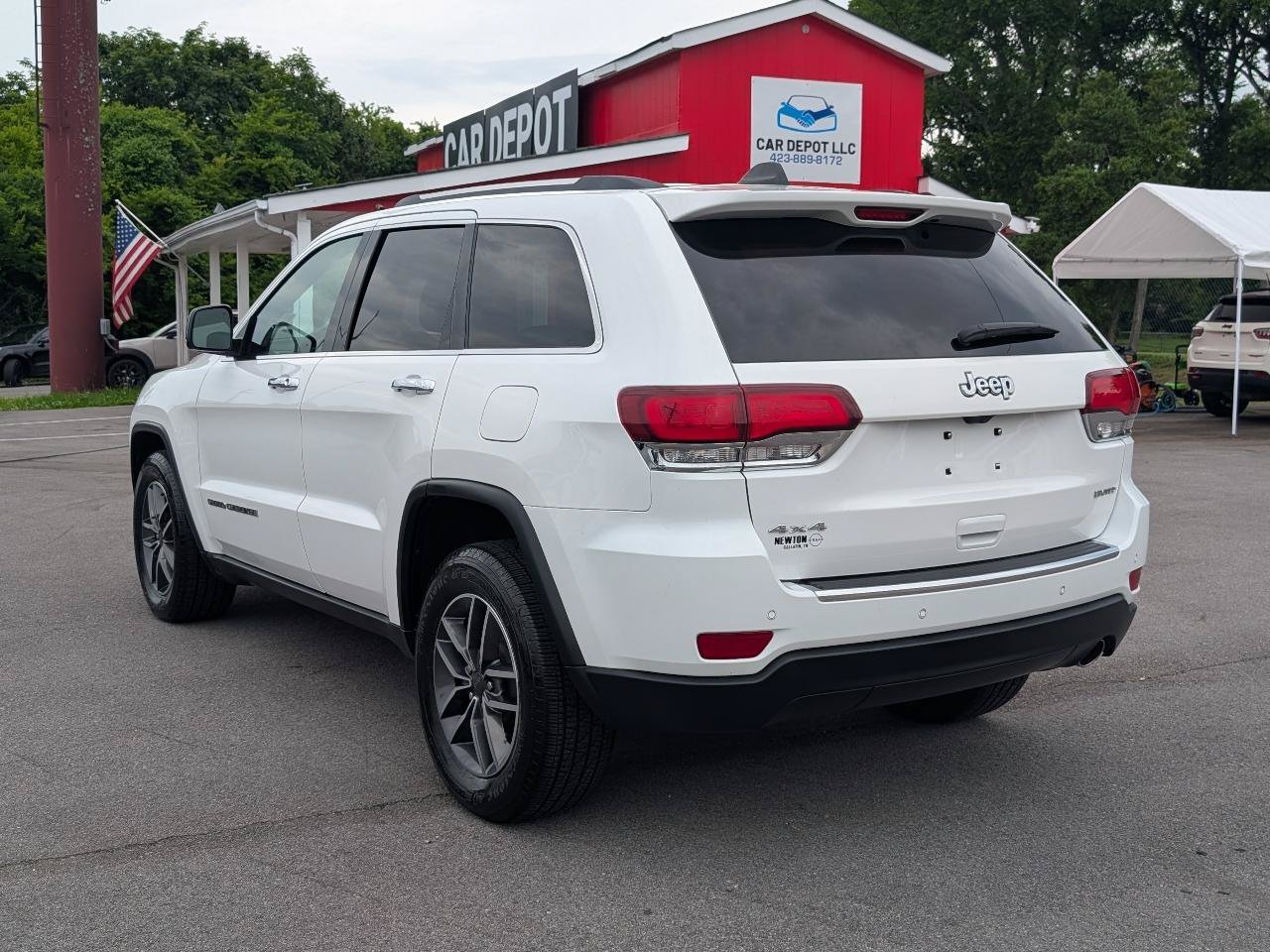 Used 2020 Jeep Grand Cherokee Limited AWD/4WD image 3